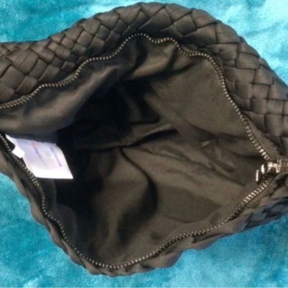 EUC Prenelove woven messenger bag & small pouch black - Picture 4 of 6